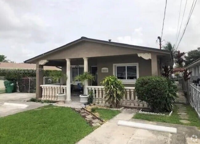 Building Photo - 7035 SW 21st St Unit 7035 Rental