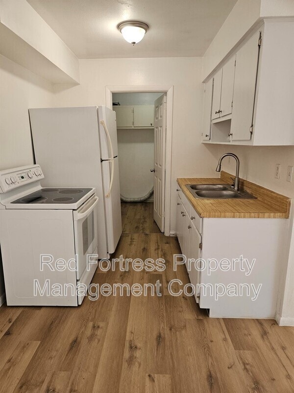 Photo - 803 Palm Blvd