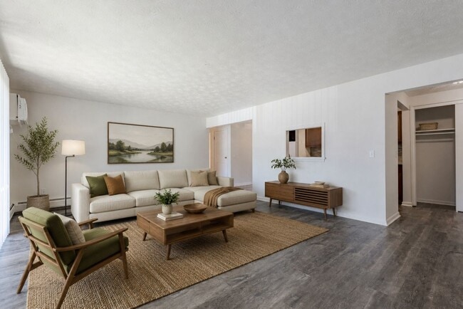 Webster Manor Apartment Homes