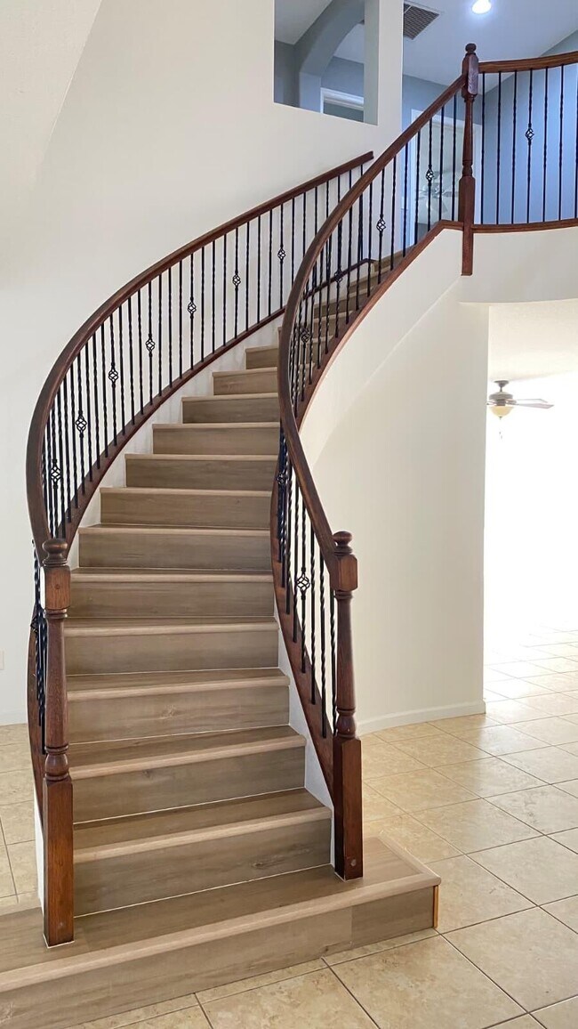 Photo - 9814 Shepard Pl