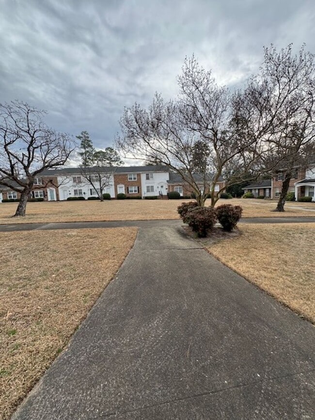 Photo - 610 Park Ave