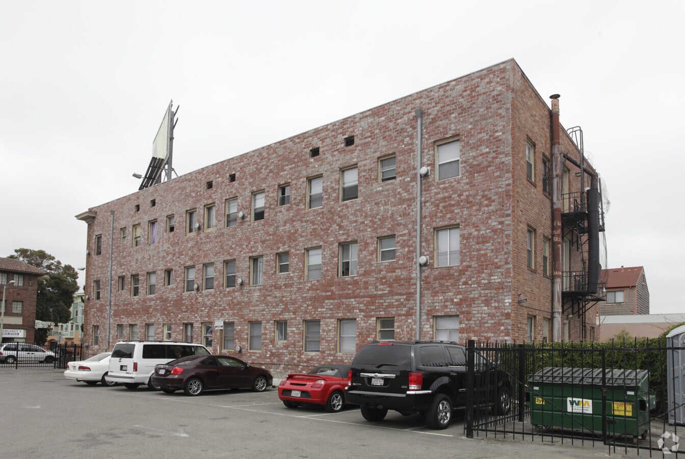 Photo - Fruitvale Studios