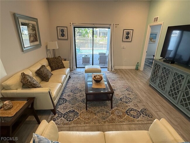 Photo - 315 SW 47th Terrace