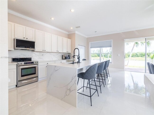 Photo - 903 NW 167th Ave