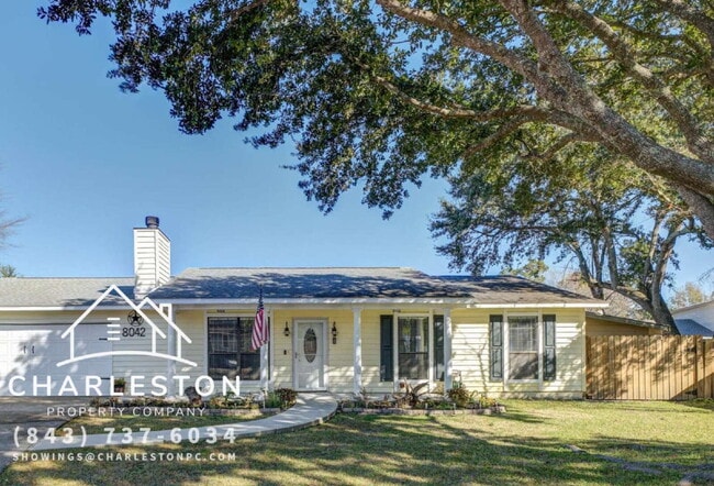 Building Photo - Three bedroom home in North Charleston!