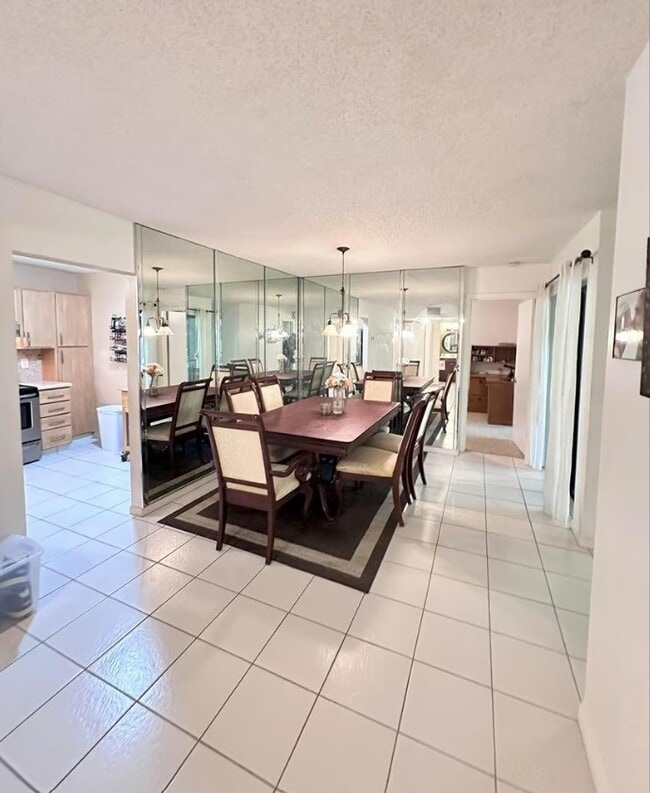 Photo - 3931 Cocoplum Cir Unit 2