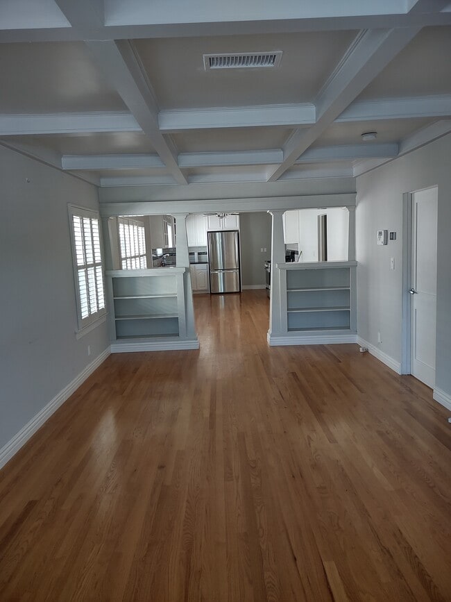 Photo - 558 Brooks Ave