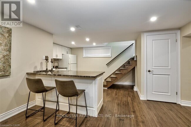 Photo - 126 W 26th St