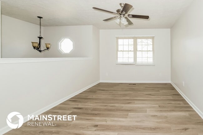 Photo - 449 Water Oak Dr