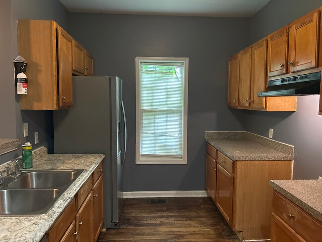 Photo - Room in Duplex on Ridge Ave NW