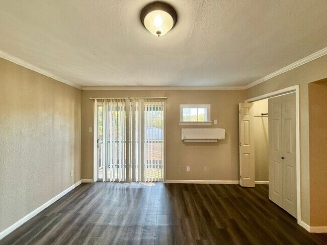 Photo - Tour Today! Studio Apartment in East Tyler! 1/2 Off First Full Months Rent!