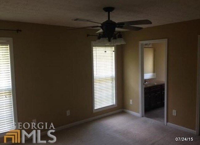 Photo - 7002 Hunter Hill Ct