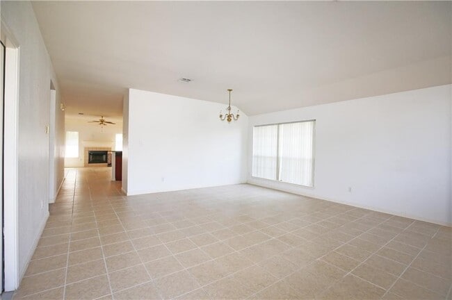 Photo - 309 Country Aire Dr