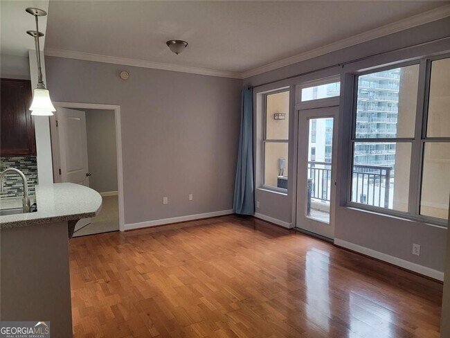 Building Photo - 1101 Juniper St NE Unit 1018 Rental