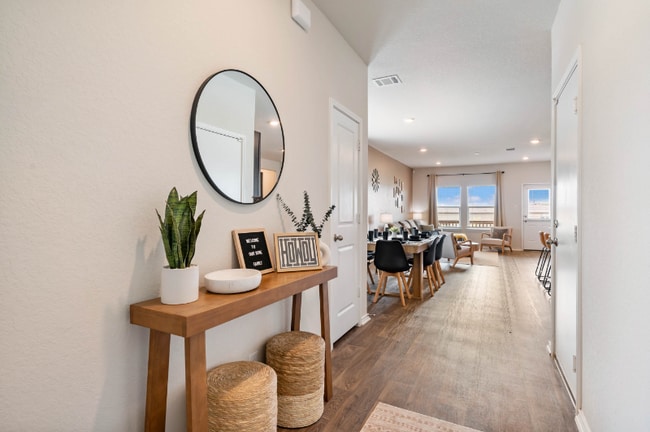 Photo - 6403 Embankment Rd