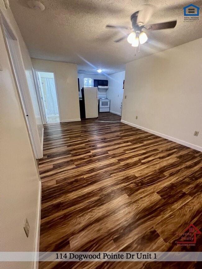 Photo - 114 Dogwood Pointe Dr