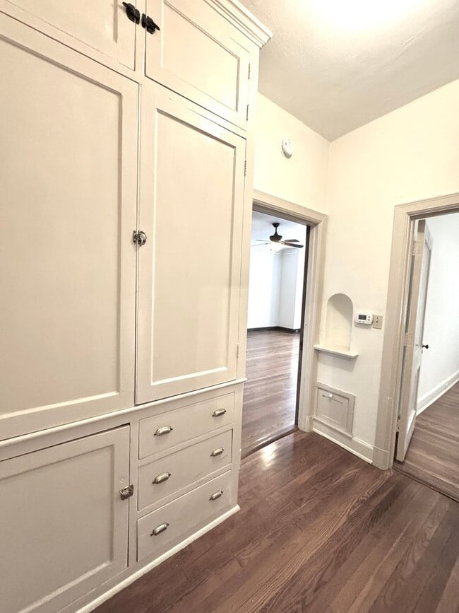 Photo - 3319 Pine St