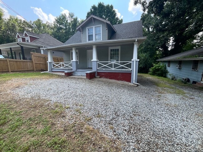 4 Bedroom Home available in High Point! - 4 Bedroom Home available in High Point!
