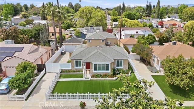 Photo - 6139 Jamieson Ave