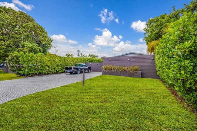 Photo - 707 NE 22nd Dr Unit 707