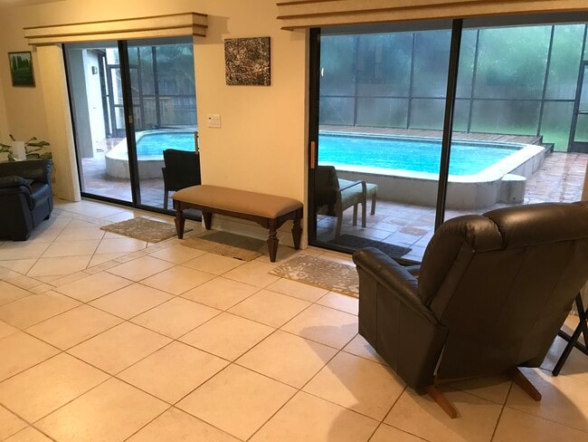 Photo - 4430 Riverwood Ave
