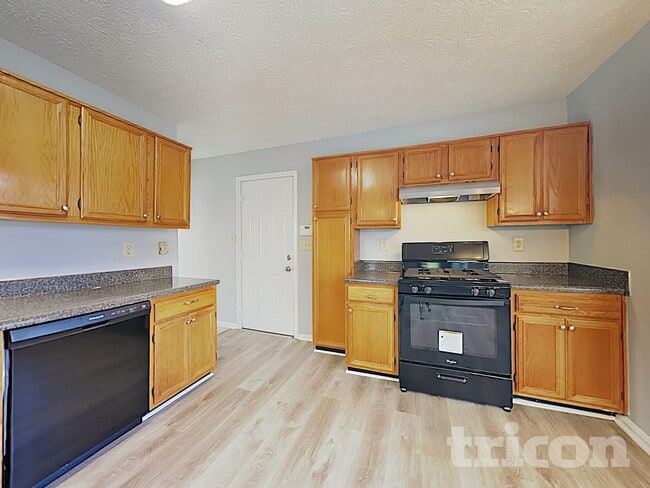 7068 Grinder Ct