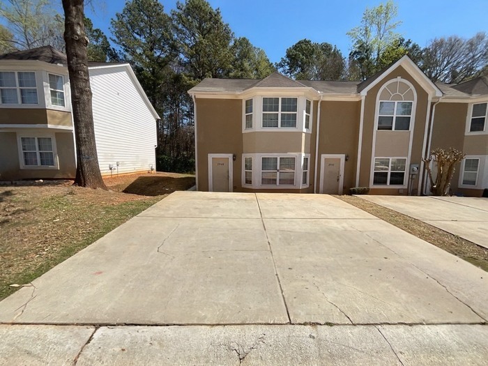 Photo - 2948 Fields Dr (Stonecrest, GA)