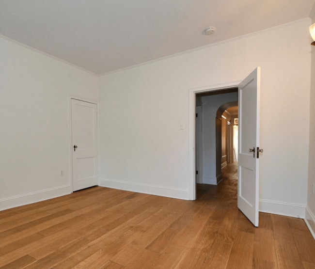 Photo - 1352 Hollis Street
