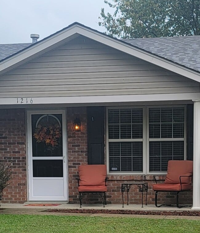 Photo - 1216 Pebble Creek Dr