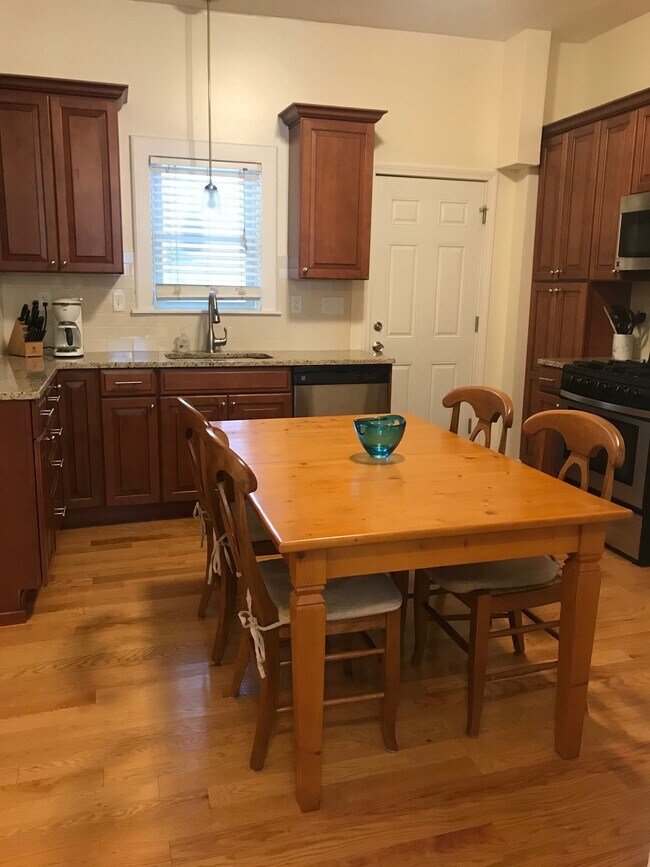48 Cameron Ave