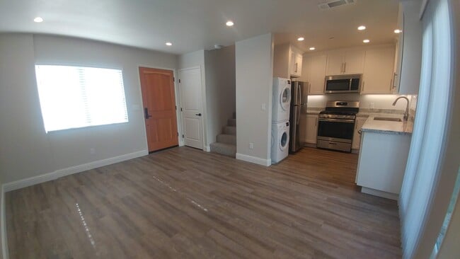 Photo - 126 Cowell St Unit 128