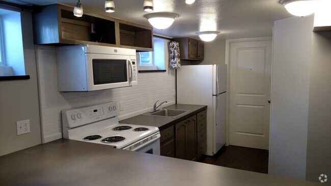 Building Photo - 18th Street Rental