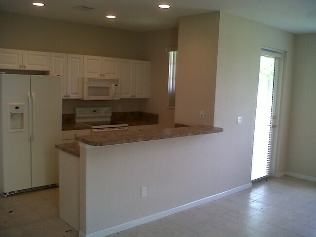 Photo - 1221 Lucaya Dr