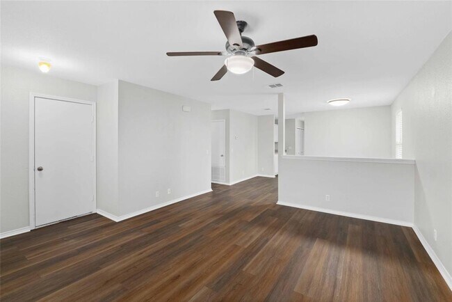 Photo - 112 Ames Cove