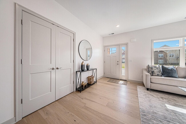 Photo - 621 Woodland Dr