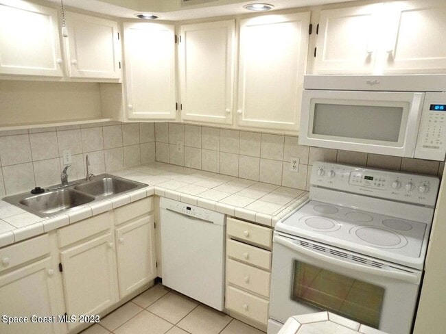Photo - 2700 N Hwy A1A