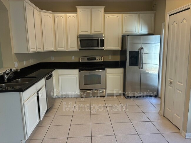 Photo - 13749 Lensdale Ln