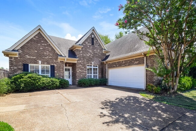Building Photo - 4378 Bloombury St