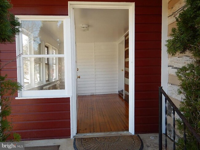 Photo - 39038 Rickard Rd