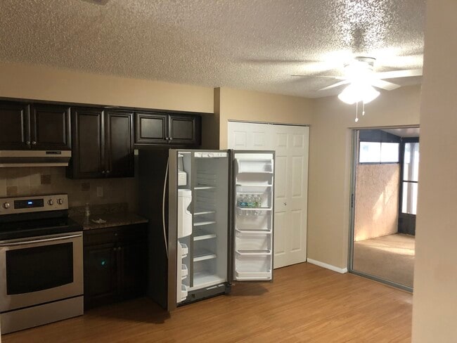 Building Photo - 7140 55th Ave N