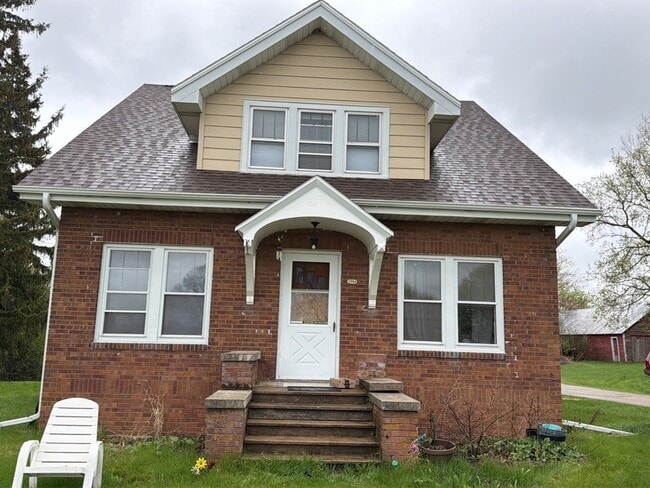 Building Photo - 3594 Oregon St
