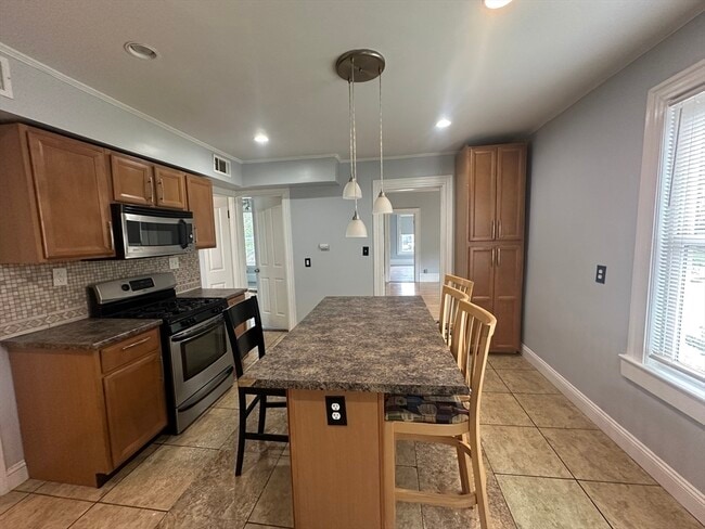 24 N Main St Unit 2