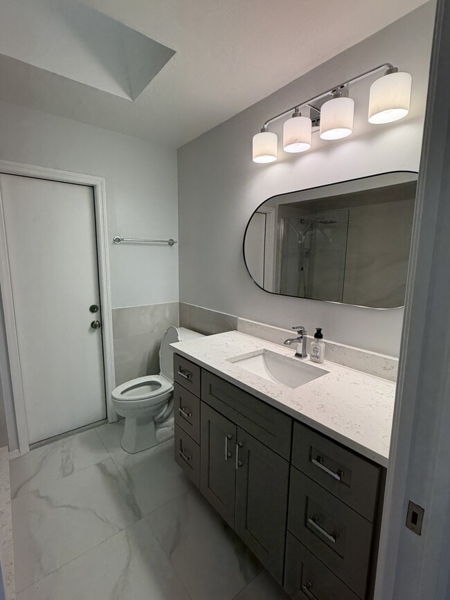 Photo - 8434 Cypress Lake Cir