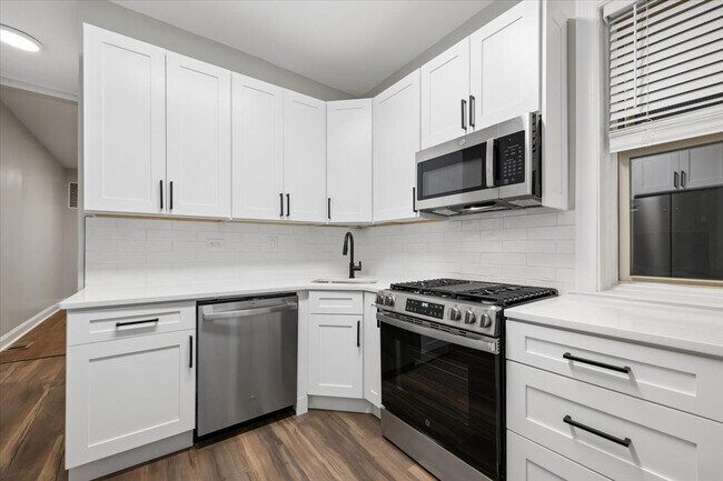 Photo - 2405 W McLean Ave