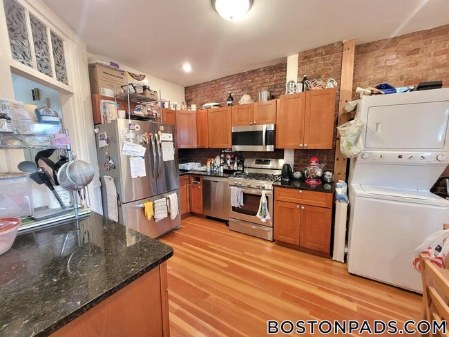 Photo - 3 Mark St Unit 1