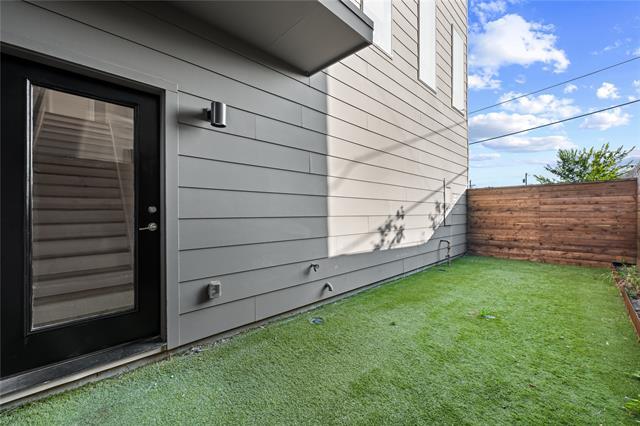 Photo - 1715 Bennett Ave