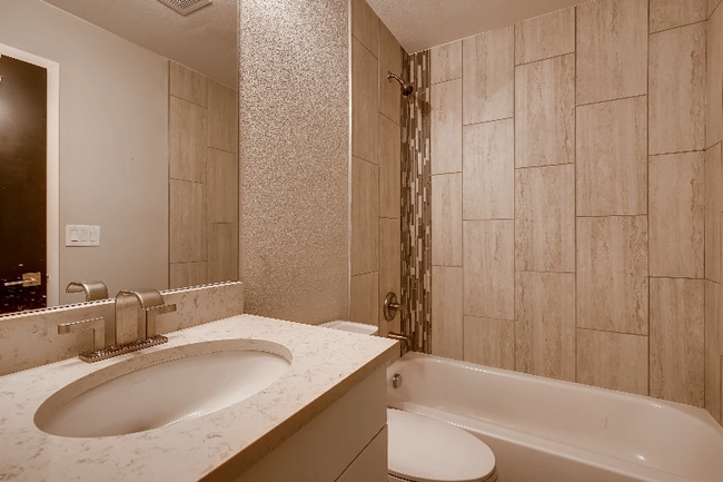 Photo - 1725 Eaton St