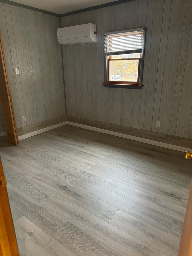 Building Photo - 532 Oakland Ave