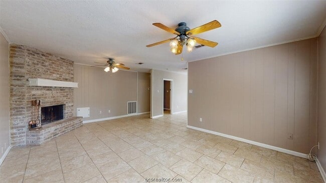 Photo - 3004 Longleaf Dr
