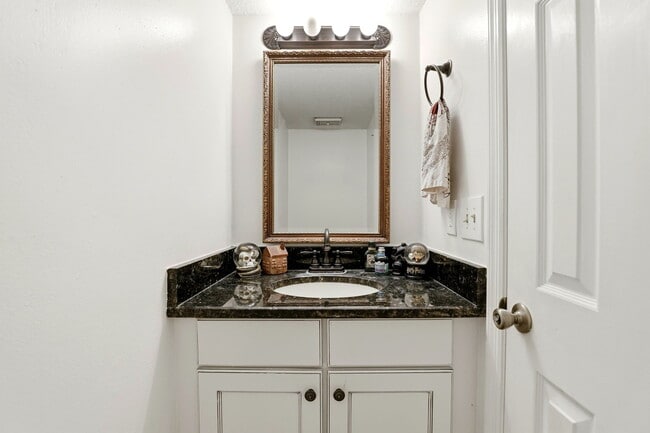 Photo - 2801 Donaldson Dr